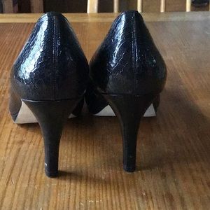 Black, patent leather, patterned, platform, size 8